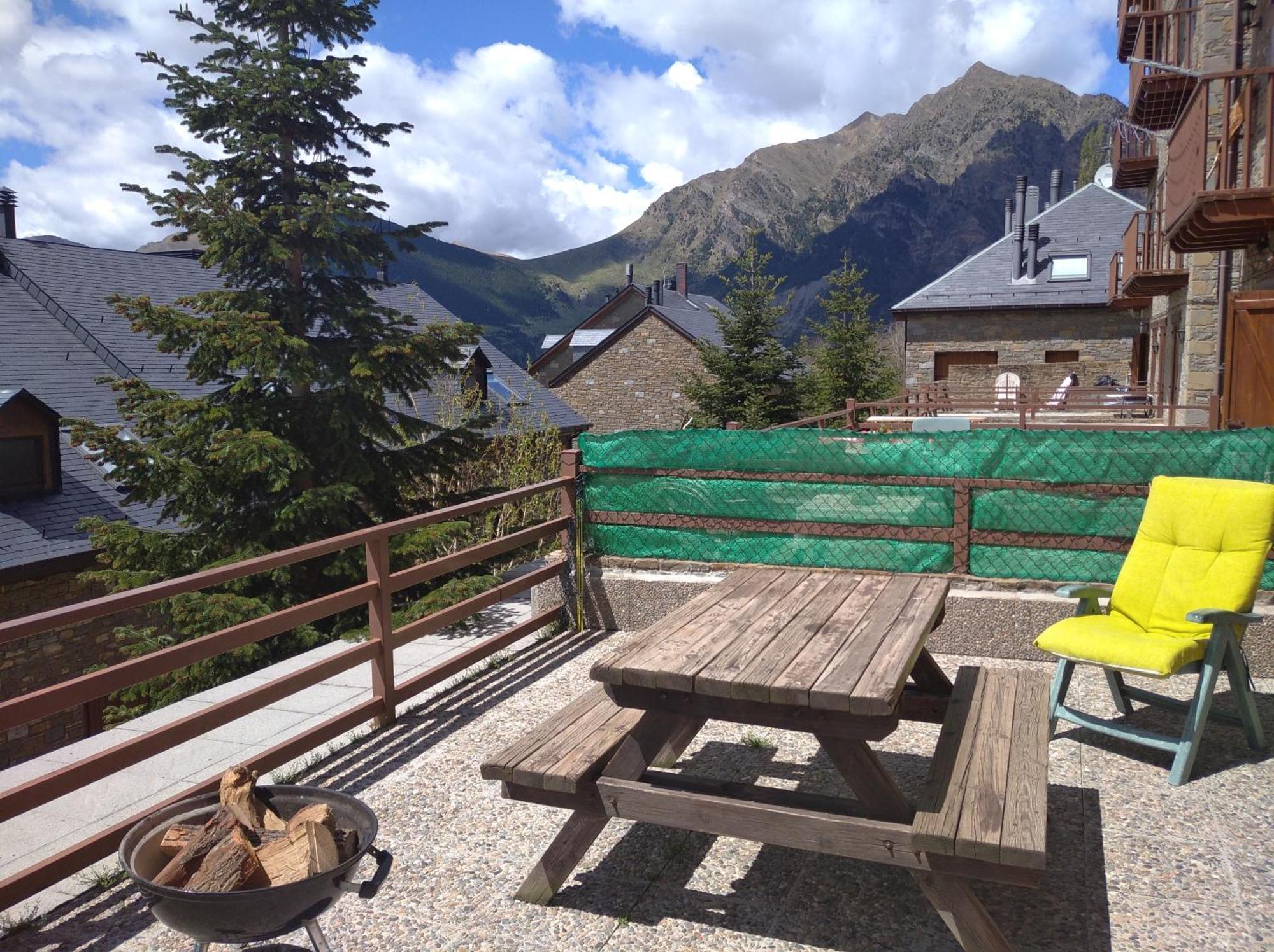 Apartamento Con Terraza Y Vistas Panoramicas En Tauell Exterior foto